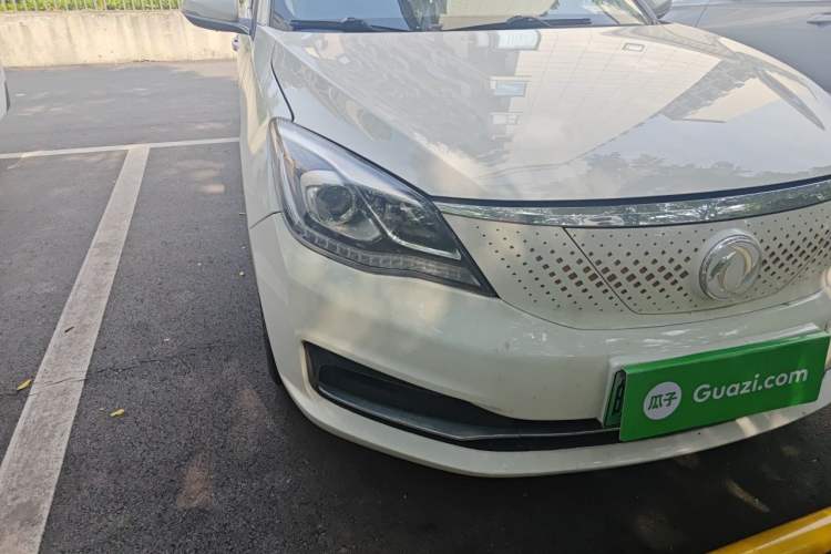 Used Dongfeng Aeolus E70 2021 500 Super Delight Edition Right Front Headlight