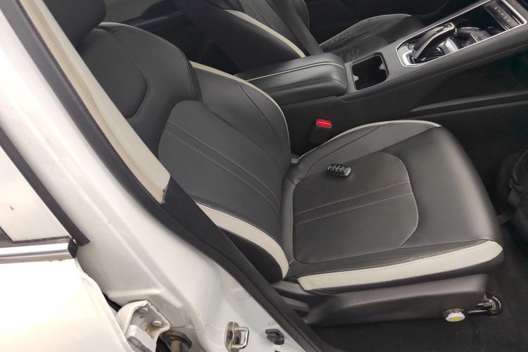 Used Dongfeng Aeolus E70 2021 Revised Version 500 Super Delight Edition Right Front Seat