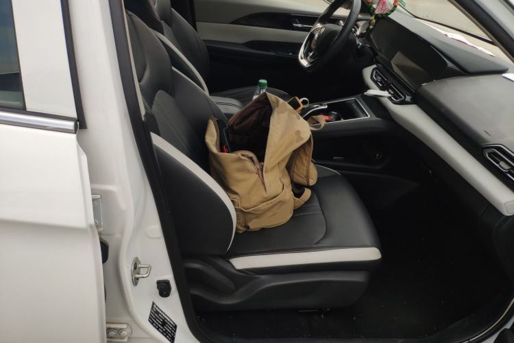 Used Dongfeng Aeolus E70 2021 360H Battery-Swap Version Right Front Seat