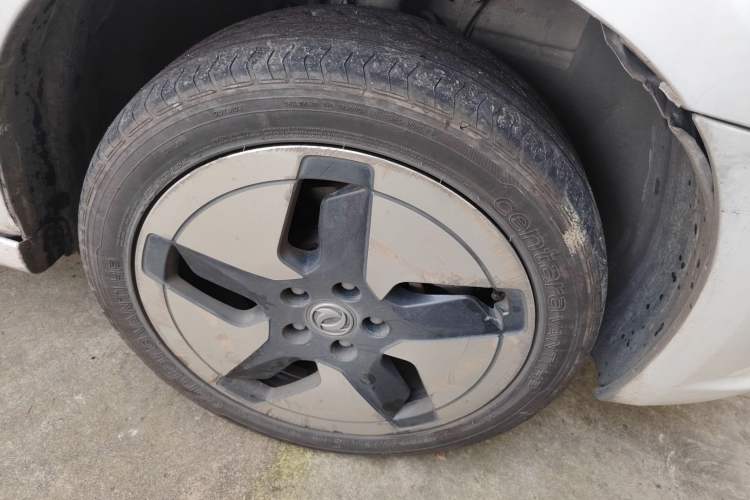 Used Dongfeng Aeolus E70 2021 500 Ultra-Comfort Edition Right Front Wheel Hub