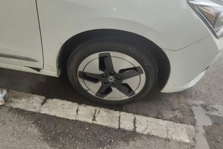 Used Dongfeng Aeolus E70 2021 Revised Version 500 Pro Super-Enjoy Edition Right Front Wheel Hub