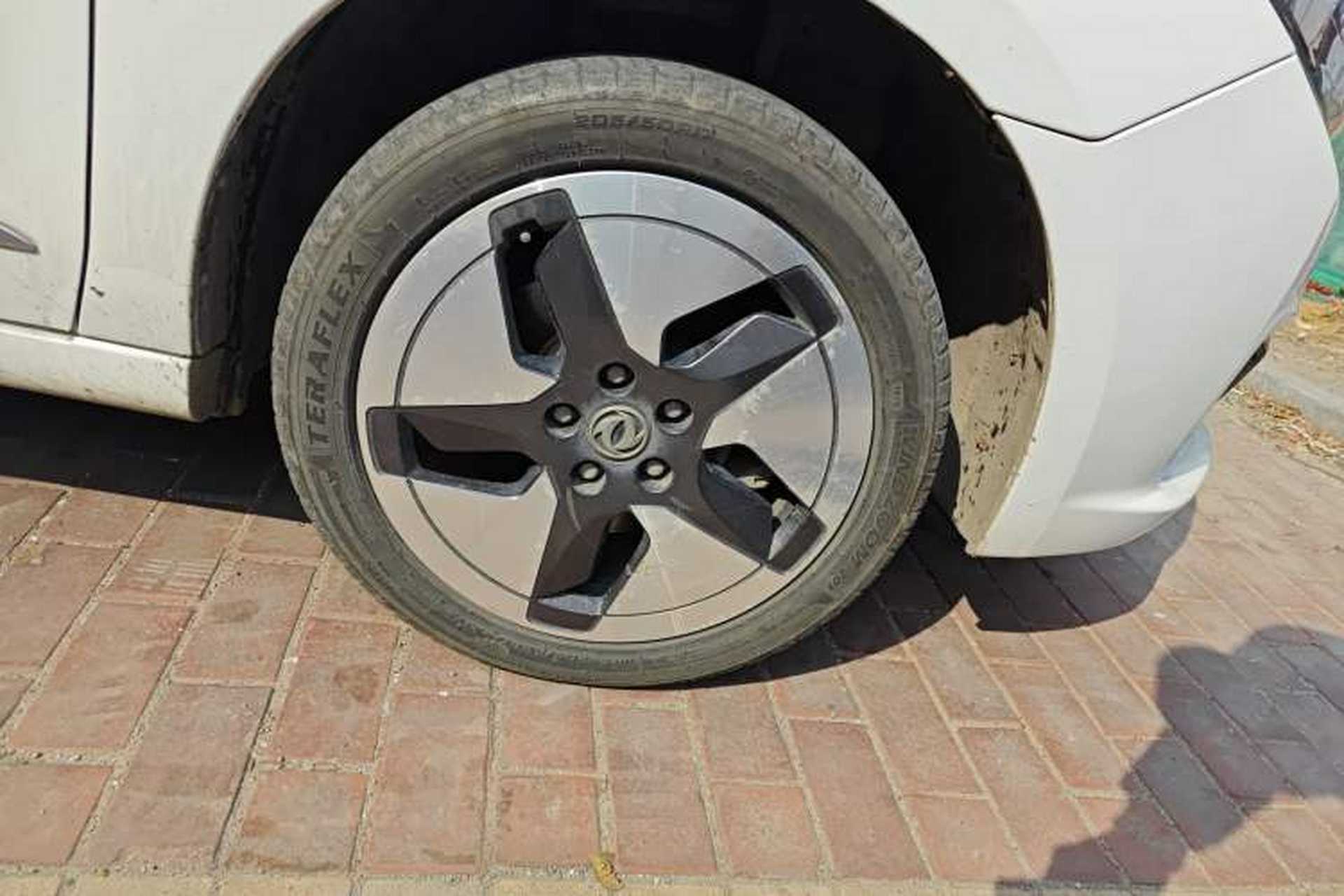 Used Dongfeng Aeolus E70 2021 500 PLUS Ultra-Comfort Edition Right Front Wheel Hub