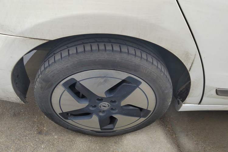 Used Dongfeng Aeolus E70 2021 Revised Version 500 Super Delight Edition Right Rear Wheel Hub