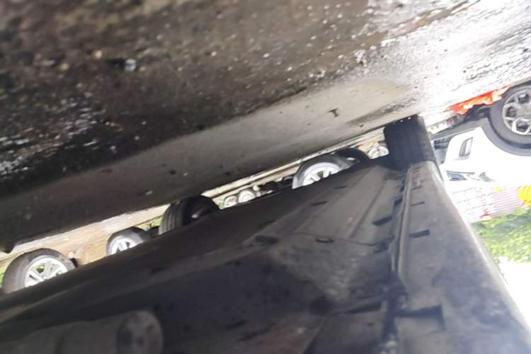 Used Dongfeng Aeolus E70 2021 Revised Version 500 Ultra-Comfort Edition Right Side Sill