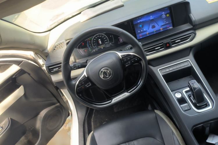 Used Dongfeng Aeolus E70 2021 Revised Version 360H Battery-Swap Edition Steering Wheel