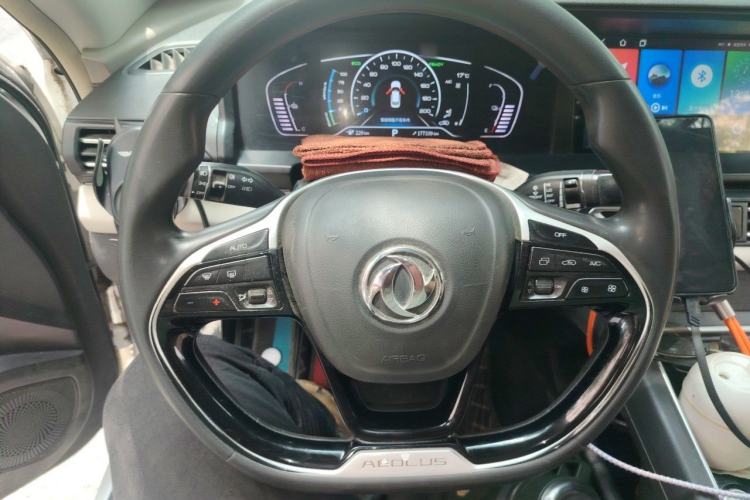 Used Dongfeng Aeolus E70 2021 500 PLUS Ultra-Comfort Edition Steering Wheel
