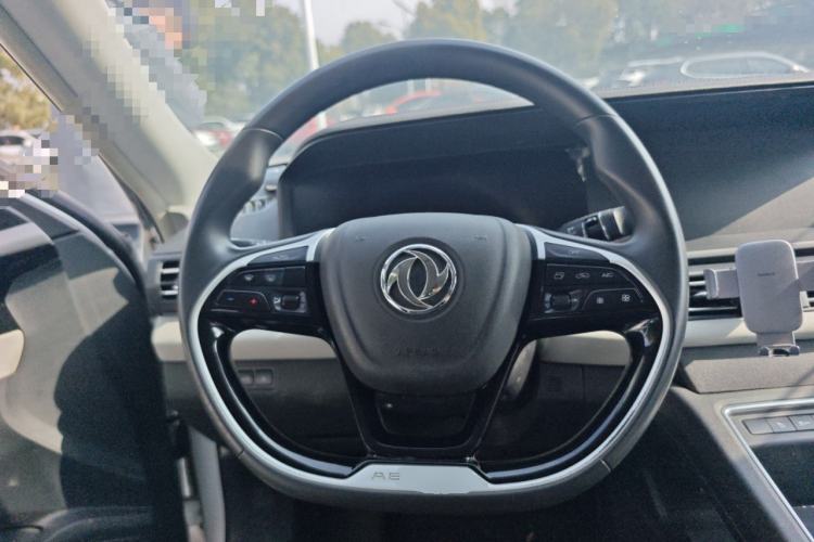 Used Dongfeng Aeolus E70 2021 Revised Version 360H Battery-Swap Edition Steering Wheel