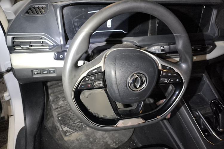 Used Dongfeng Aeolus E70 2021 360H Battery-Swap Version Steering Wheel