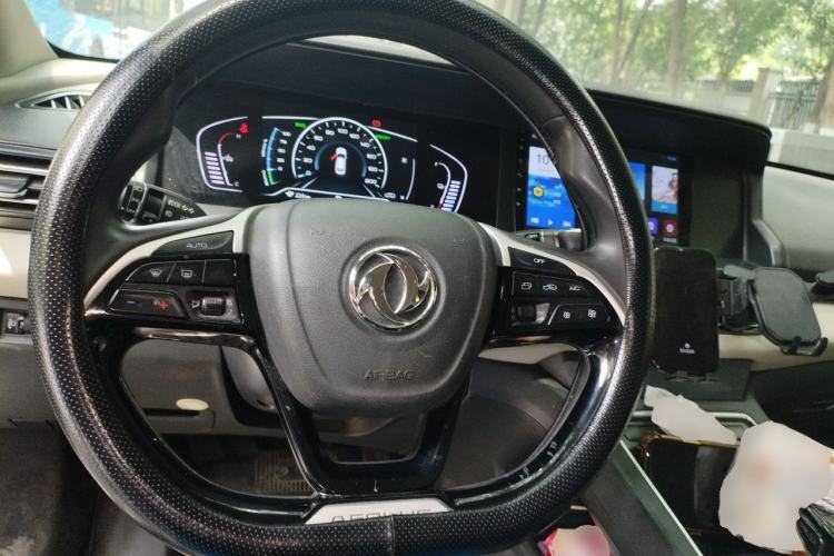 Used Dongfeng Aeolus E70 2021 Revised Version 360H Battery-Swap Edition Steering Wheel