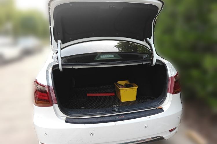 Used Dongfeng Aeolus E70 2021 Revised Version 500 Ultra-Comfort Edition Trunk