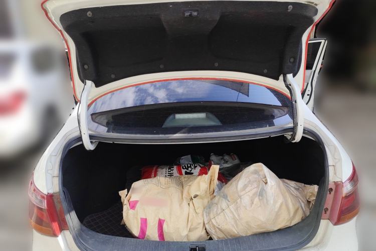 Used Dongfeng Aeolus E70 2021 500 Ultra-Comfort Edition Trunk