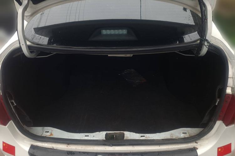 Used Dongfeng Aeolus E70 2021 Revised Version 360H Battery-Swap Edition Trunk
