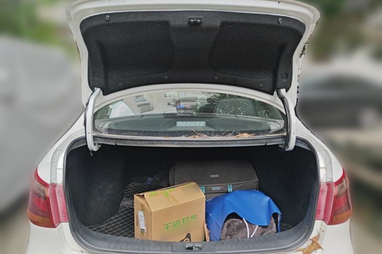 Used Dongfeng Aeolus E70 2021 Revised Version 2 500 Ultra-Comfort Edition Trunk