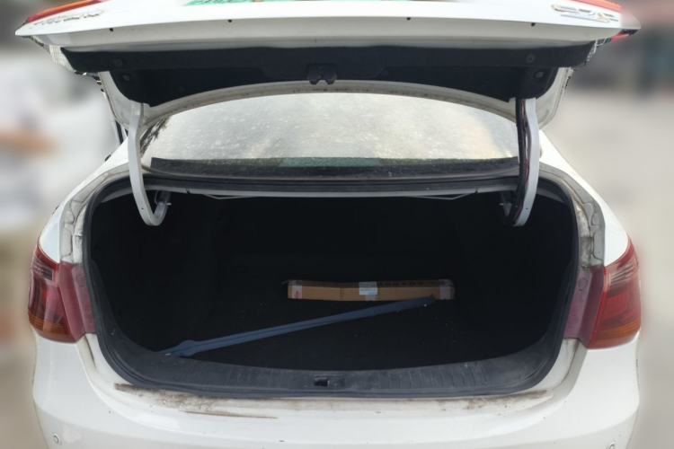 Used Dongfeng Aeolus E70 2021 Revised Version 3 500 Ultra-Comfort Edition Trunk
