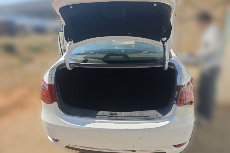 Used Dongfeng Aeolus E70 2021 Revised Version 500 Ultra-Comfort Edition Trunk