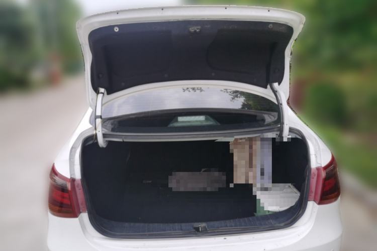 Used Dongfeng Aeolus E70 2021 Revised Version 2 500 Super Delight Edition Trunk