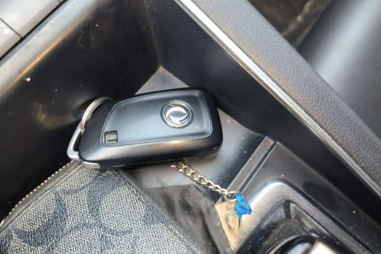Used Dongfeng Aeolus E70 2021 Revised Version 360H Battery-Swap Edition Vehicle Key