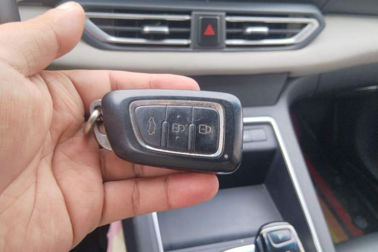 Used Dongfeng Aeolus E70 2021 Revised Version 500 Ultra-Comfort Edition Vehicle Key