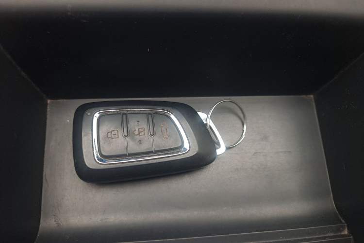 Used Dongfeng Aeolus E70 2021 Revised Version 360H Battery-Swap Edition Vehicle Key