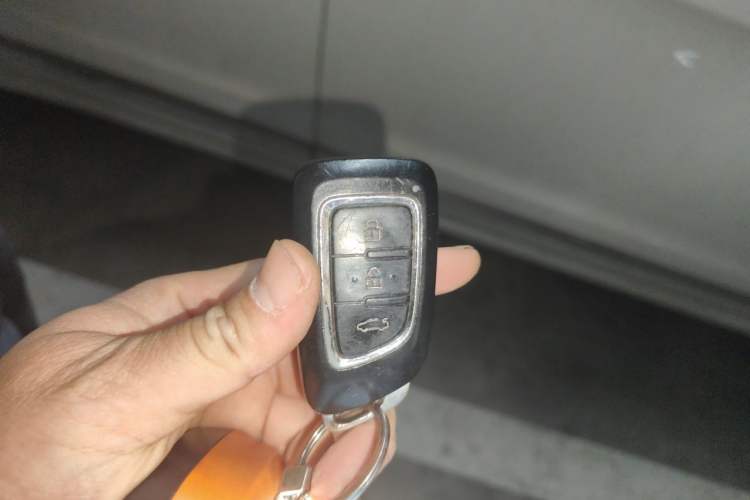 Used Dongfeng Aeolus E70 2021 Revised Version 500 Pro Ultra-Comfort Edition Vehicle Key