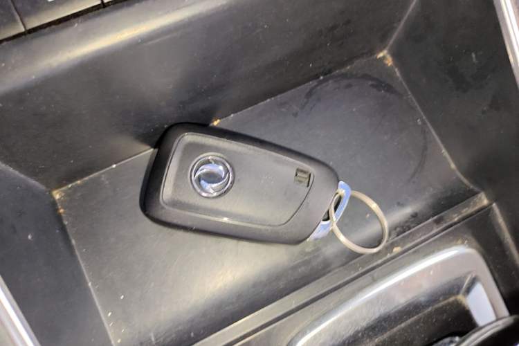 Used Dongfeng Aeolus E70 2021 Revised Version 500 Ultra-Comfort Edition Vehicle Key