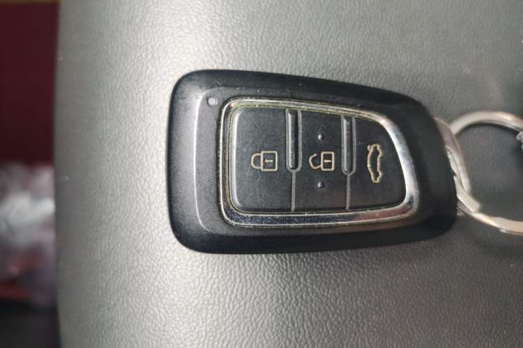 Used Dongfeng Aeolus E70 2021 Revised Version 2 500 Super Delight Edition Vehicle Key