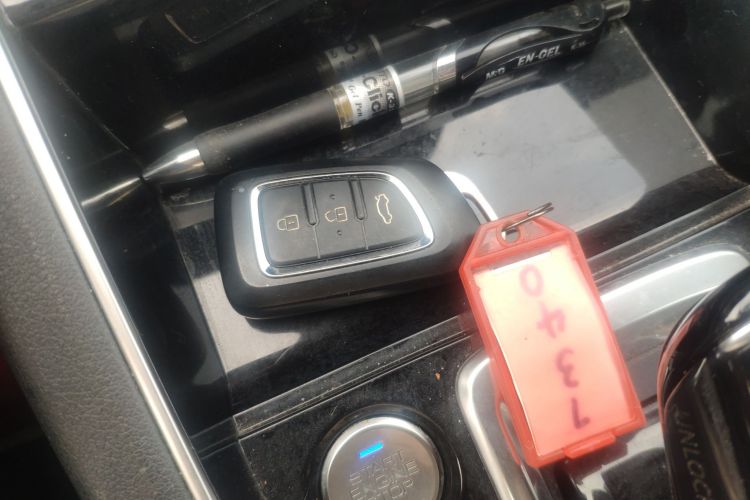 Used Dongfeng Aeolus E70 2021 360H Battery-Swap Version Vehicle Key