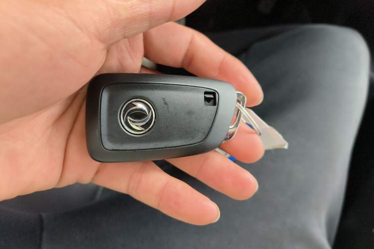 Used Dongfeng Aeolus E70 2021 Revised Version 3 500 Ultra-Comfort Edition Vehicle Key