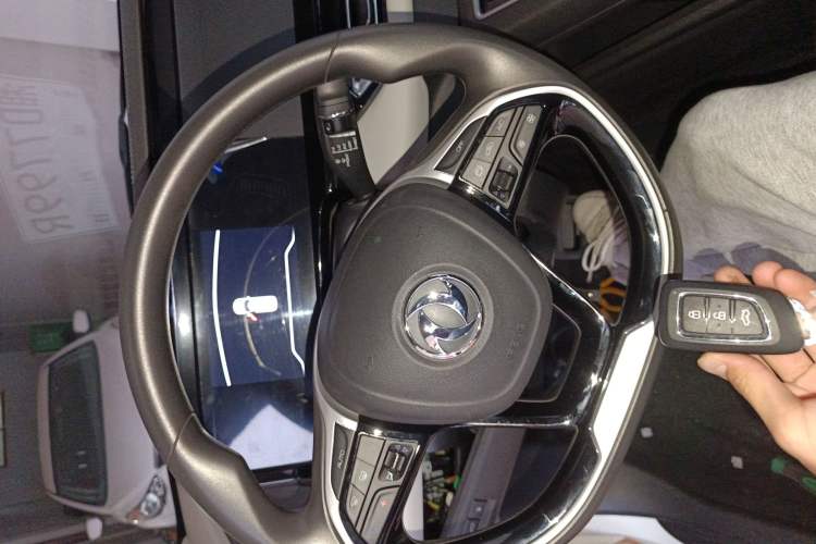 Used Dongfeng Aeolus E70 2021 Revised Version 360H Battery-Swap Edition Vehicle Key