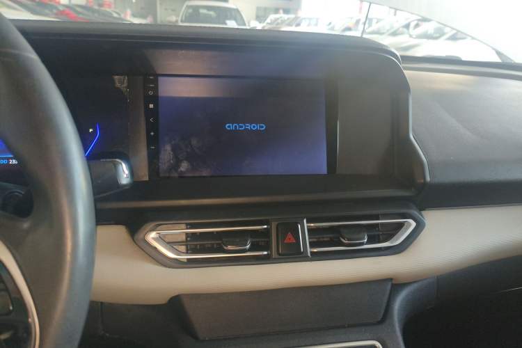 Used Dongfeng Aeolus E70 2022 500 Ultra-Enjoyment Edition Audio And AC Panel