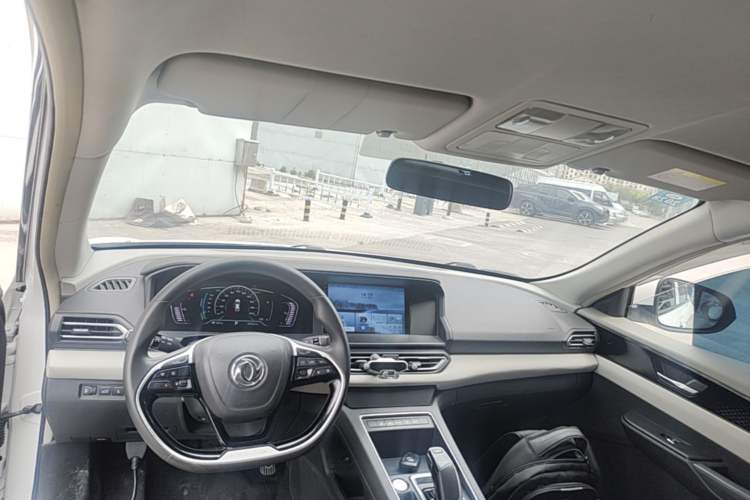 Used Dongfeng Aeolus E70 2022 500 PLUS Deluxe Edition Center Console