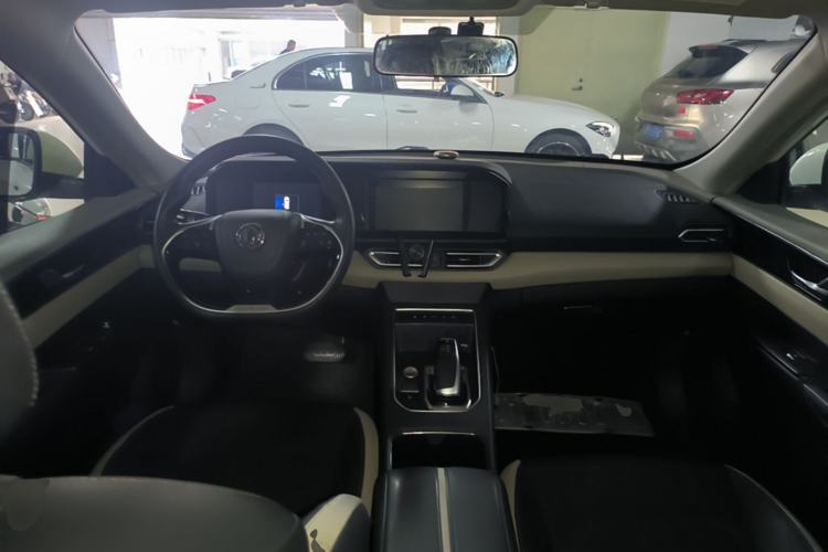 Used Dongfeng Aeolus E70 2022 500 Ultra-Enjoyment Edition Center Console