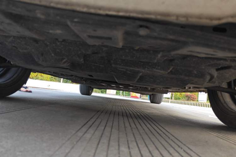 Used Dongfeng Aeolus E70  Chassis Front