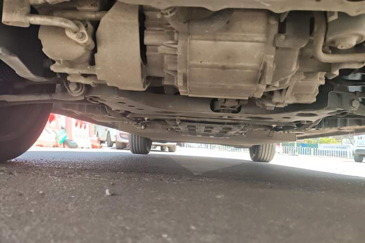 Used Dongfeng Aeolus E70 2022 500 Ultra-Enjoyment Edition Chassis Front