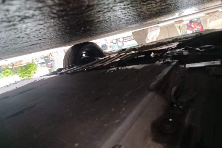 Used Dongfeng Aeolus E70 2022 500 Ultra-Enjoyment Edition Chassis Front Left
