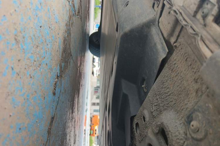 Used Dongfeng Aeolus E70  Chassis Front Right