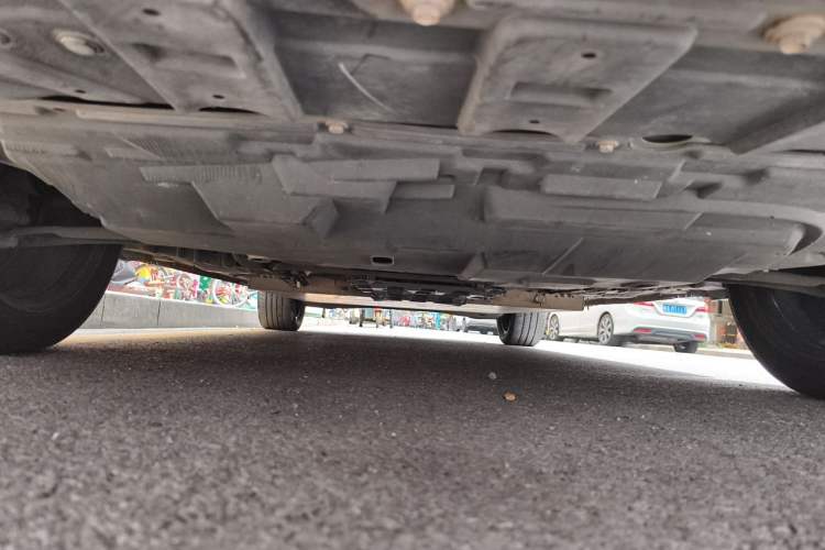 Used Dongfeng Aeolus E70 2022 500 Ultra-Enjoyment Edition Chassis Front