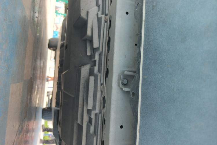 Used Dongfeng Aeolus E70  Chassis Front