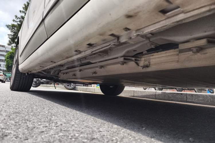 Used Dongfeng Aeolus E70 2022 500 Ultra-Enjoyment Edition Chassis Rear Left