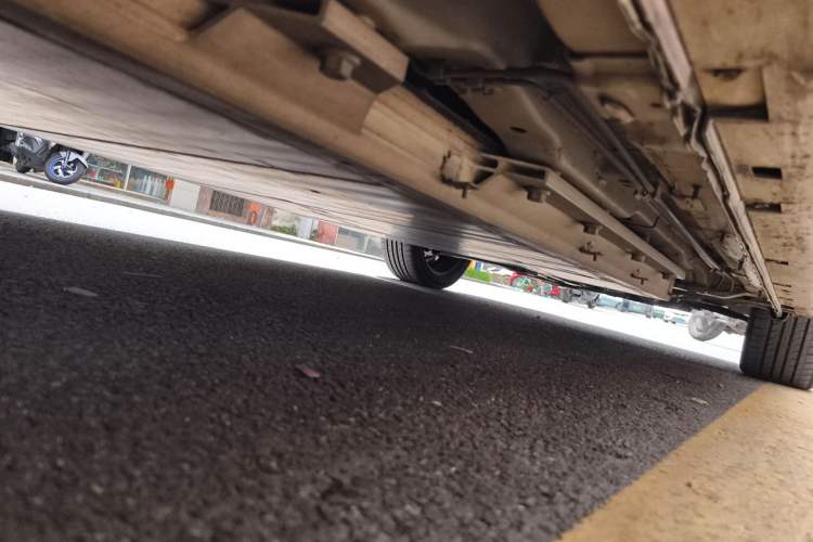 Used Dongfeng Aeolus E70 2022 500 Ultra-Enjoyment Edition Chassis Rear Right