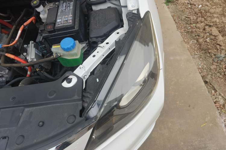 Used Dongfeng Aeolus E70 2022 500 Ultra-Enjoyment Edition Engine Bay Left