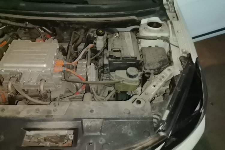 Used Dongfeng Aeolus E70 2022 500 Ultra-Enjoyment Edition Engine Bay Left
