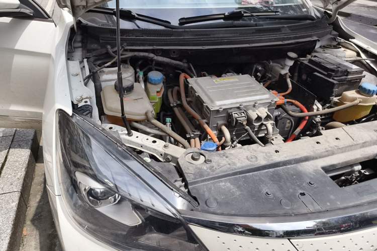 Used Dongfeng Aeolus E70 2022 500 Ultra-Enjoyment Edition Engine Bay Right