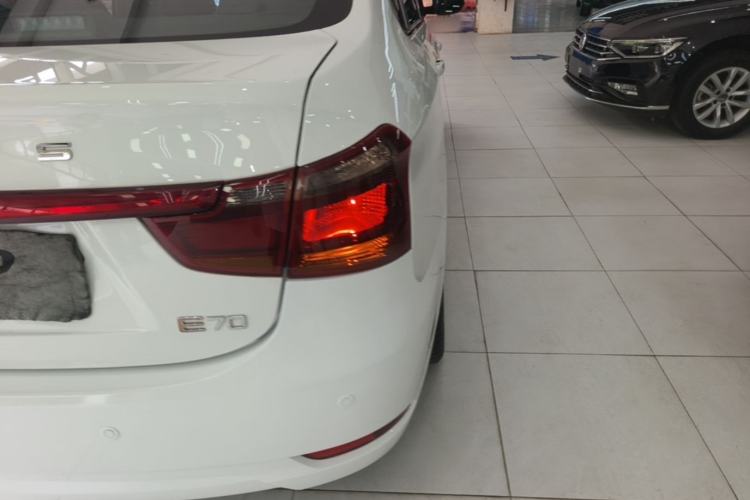 Used Dongfeng Aeolus E70 2022 500 Ultra-Enjoyment Edition Exterior 3