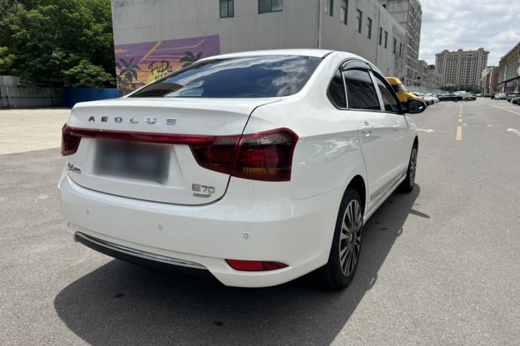 Used Dongfeng Aeolus E70 2022 500 PLUS Deluxe Edition Exterior 3