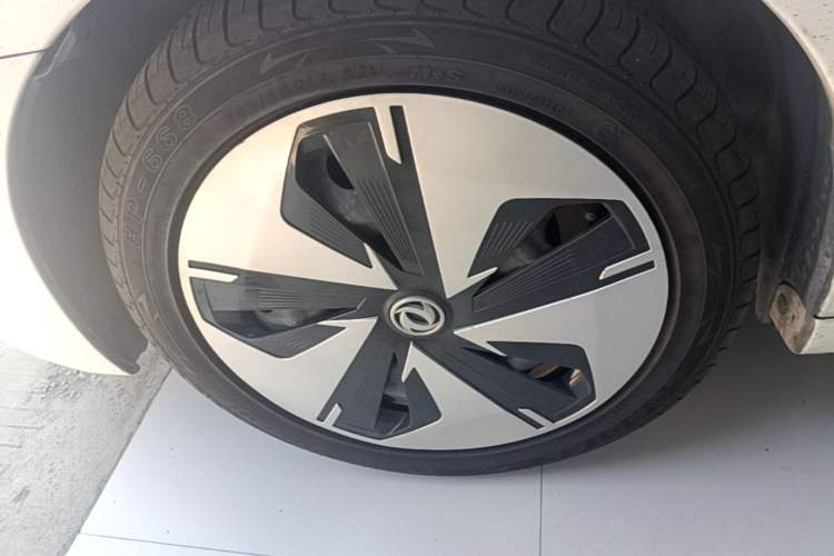 Used Dongfeng Aeolus E70 2022 500 Ultra-Enjoyment Edition Exterior 4