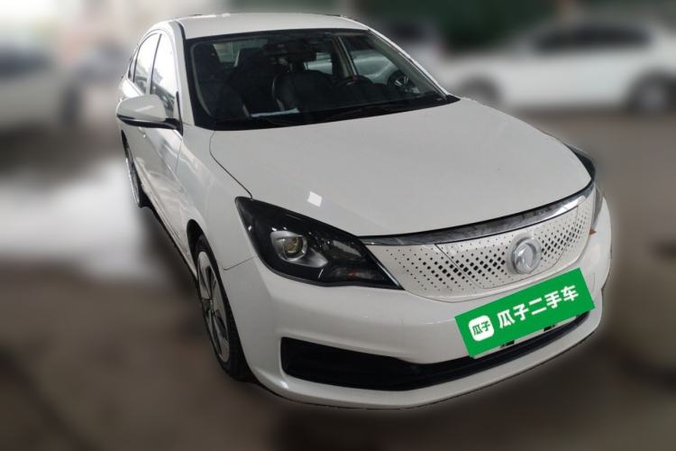 Used Dongfeng Aeolus E70 2022 500 Ultra-Enjoyment Edition Front Right 45 Deg