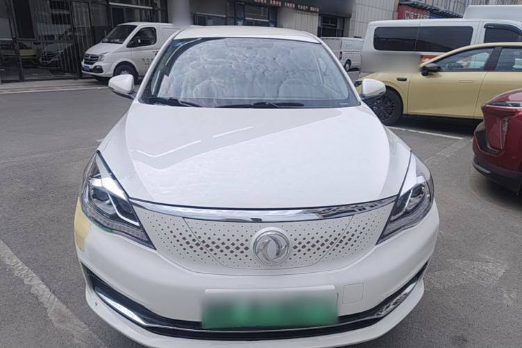 Used Dongfeng Aeolus E70 2022 500 PLUS Deluxe Edition Front