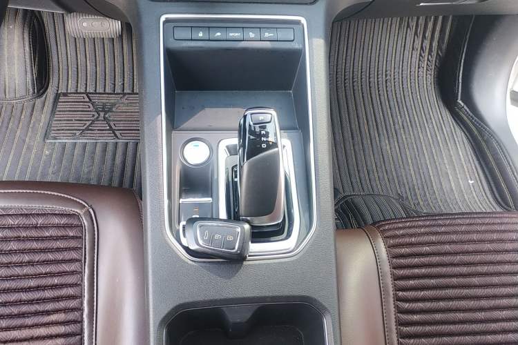 Used Dongfeng Aeolus E70 2022 500 Ultra-Enjoyment Edition Gear Lever