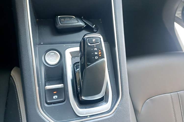 Used Dongfeng Aeolus E70 2022 500 Ultra-Enjoyment Edition Gear Lever